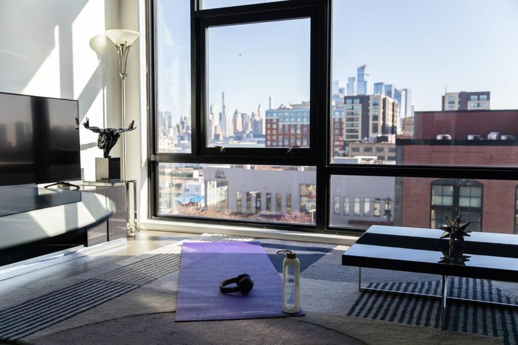 Dharma Home Suites Hoboken Exterior photo