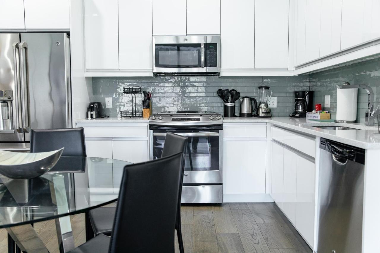 Dharma Home Suites Hoboken Exterior photo
