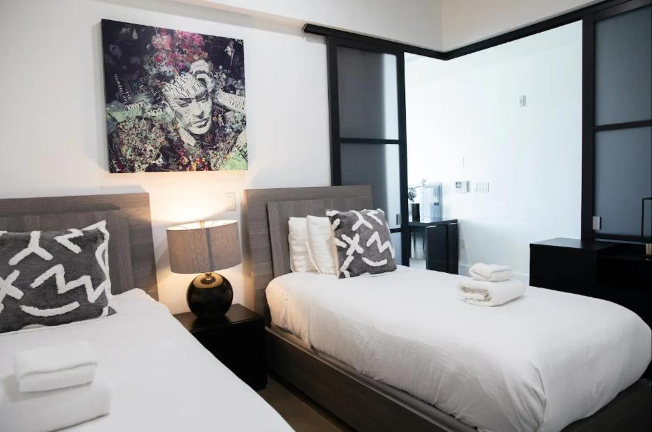 Dharma Home Suites Hoboken Exterior photo