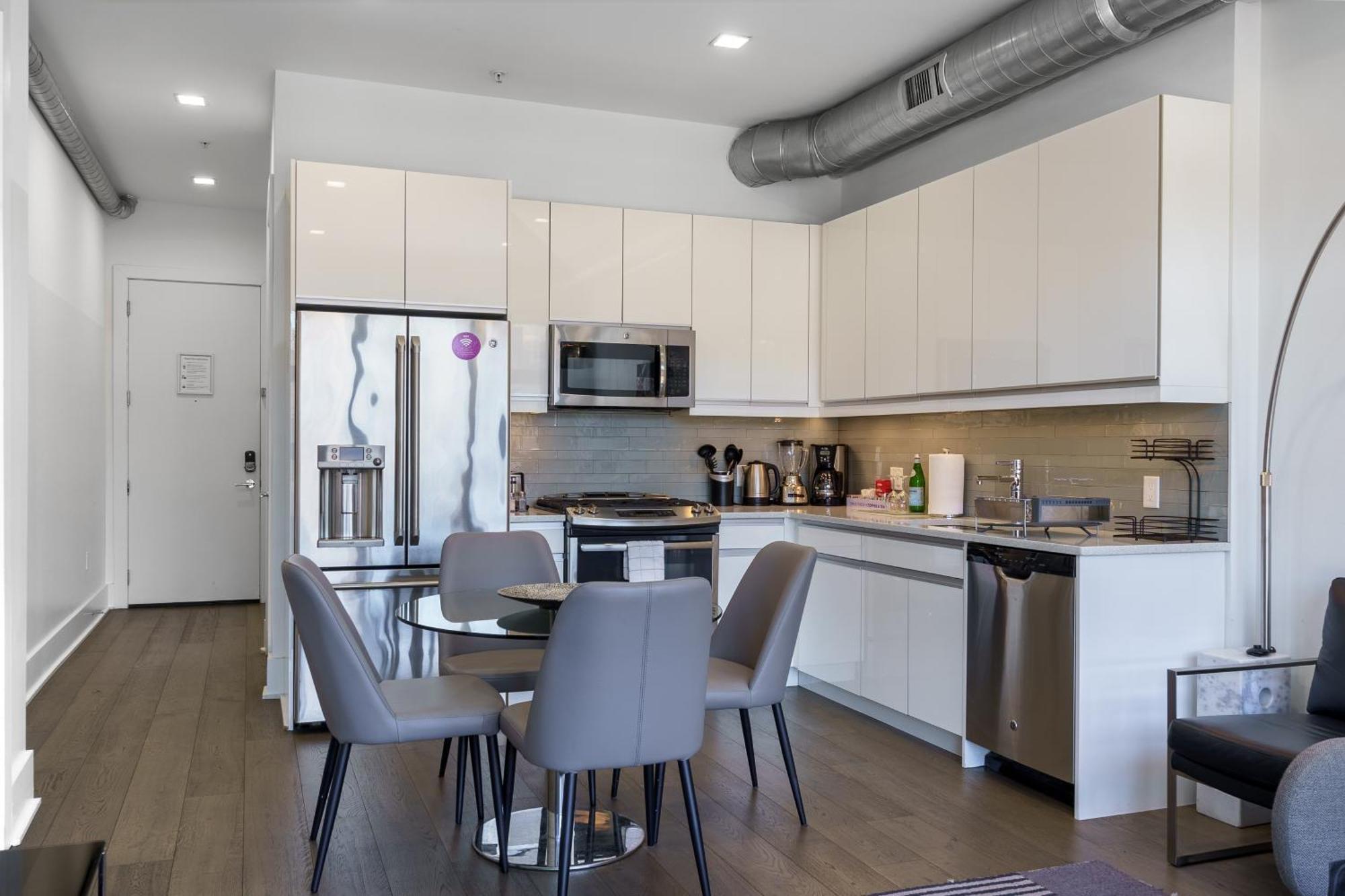 Dharma Home Suites Hoboken Exterior photo